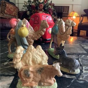 Vintage porcelain 5 piece replacement nativity animal figurines signed dated